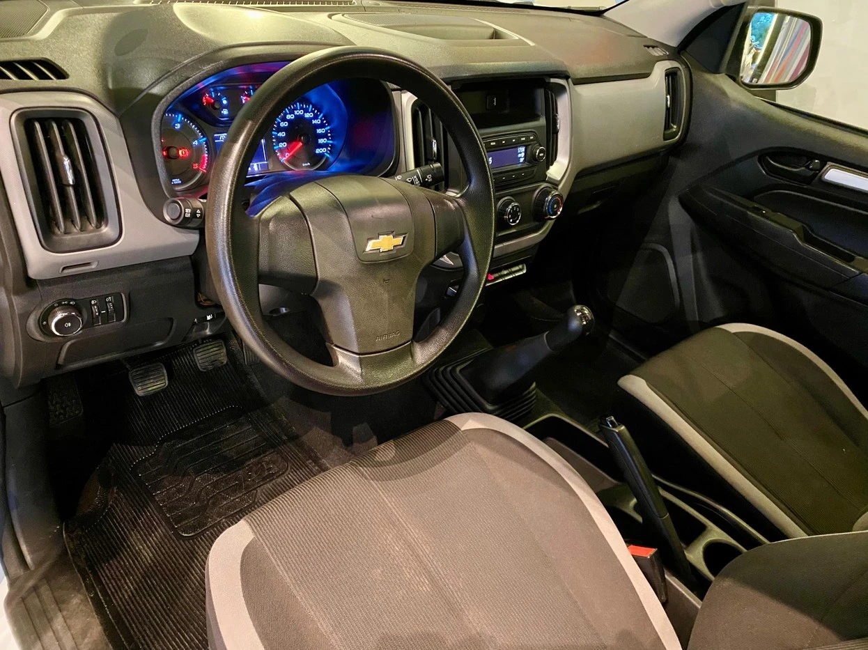 CHEVROLET S10