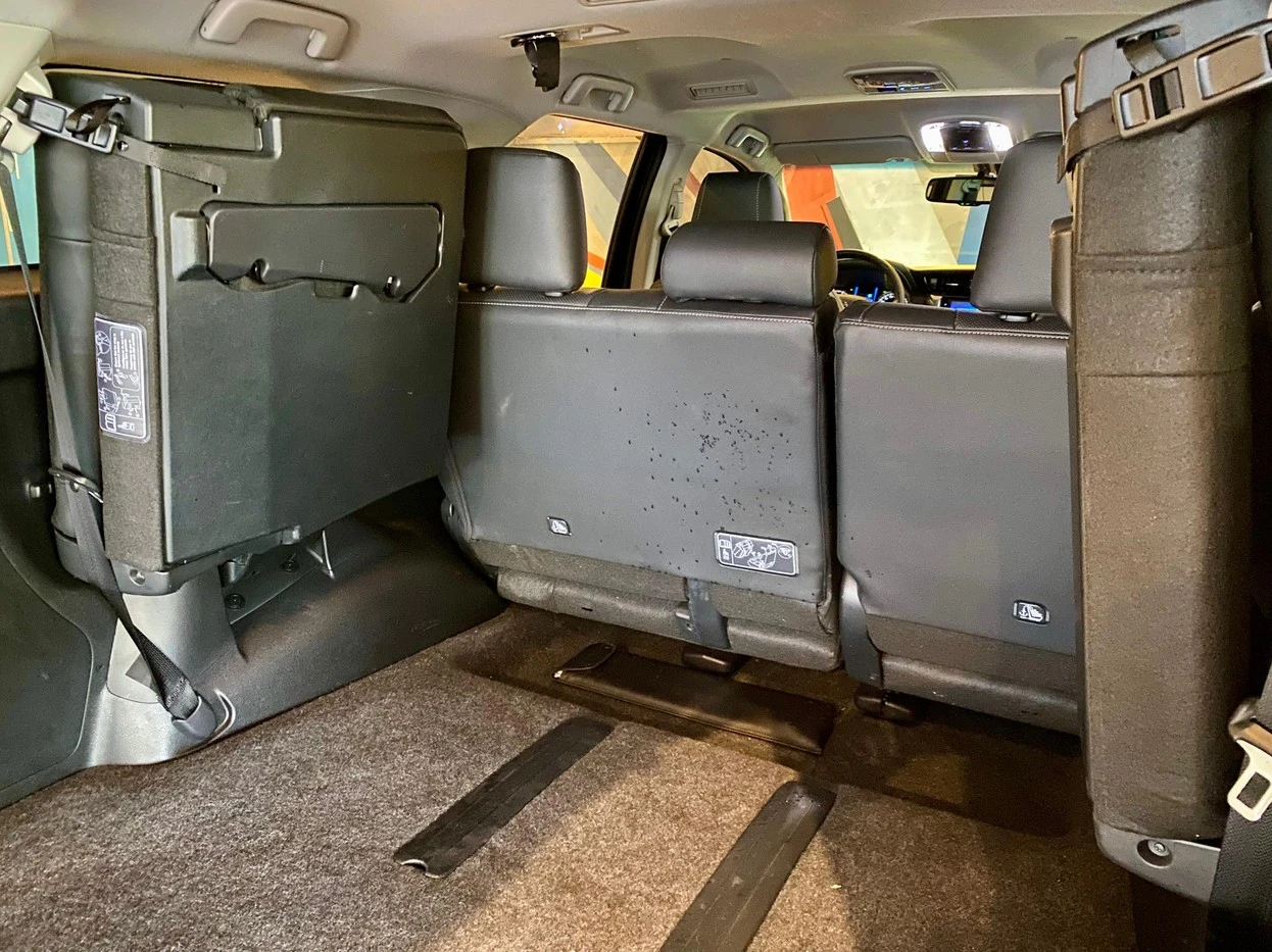 TOYOTA HILUX SW4