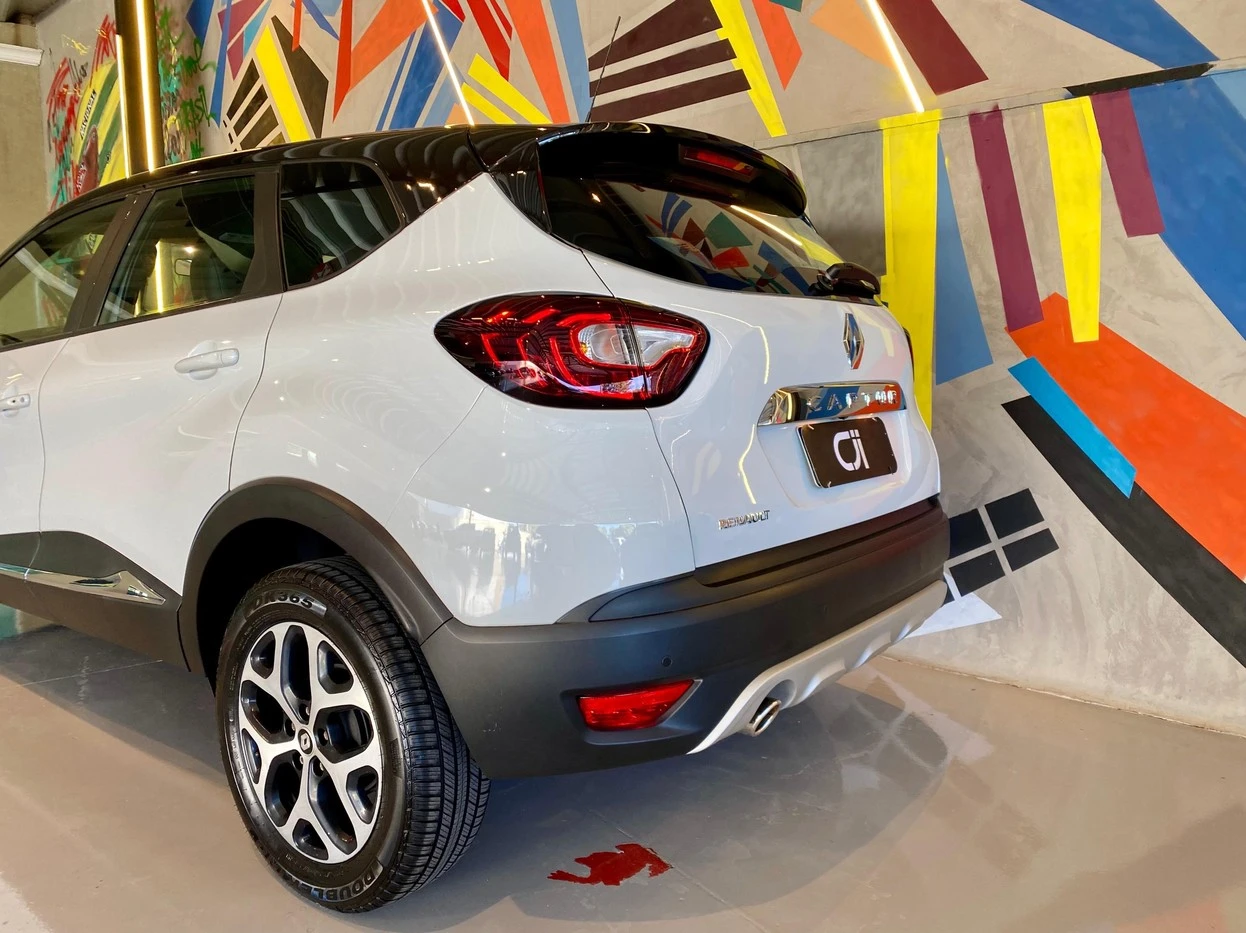 RENAULT CAPTUR