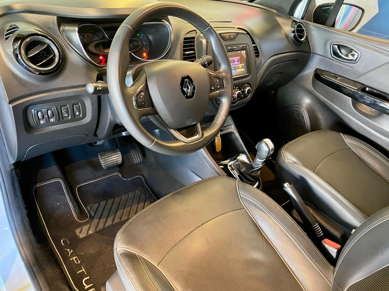 RENAULT CAPTUR