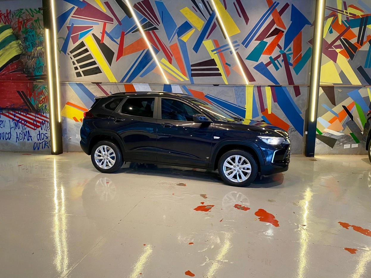 CHEVROLET TRACKER