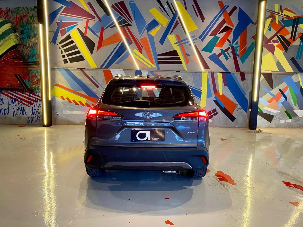 TOYOTA COROLLA CROSS