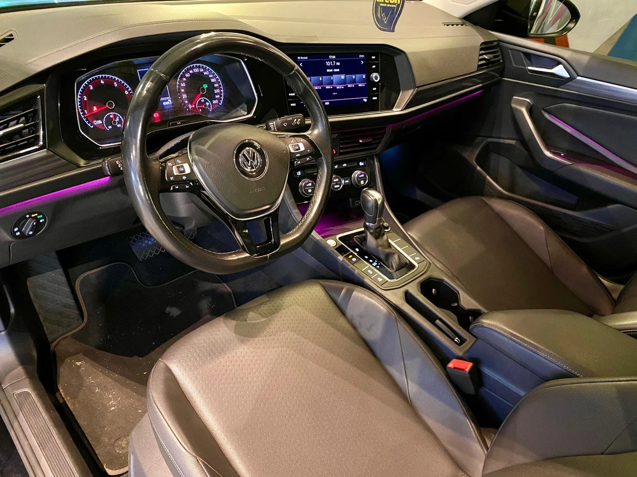 VOLKSWAGEN JETTA