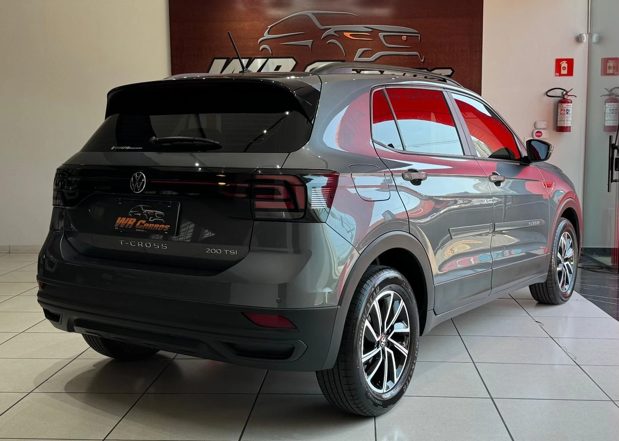 VOLKSWAGEN T-CROSS