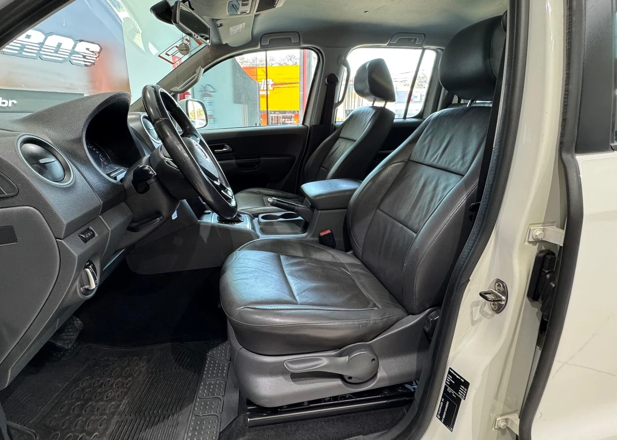 VOLKSWAGEN AMAROK