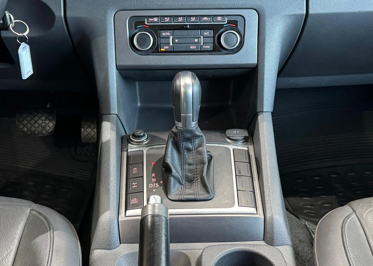 VOLKSWAGEN AMAROK