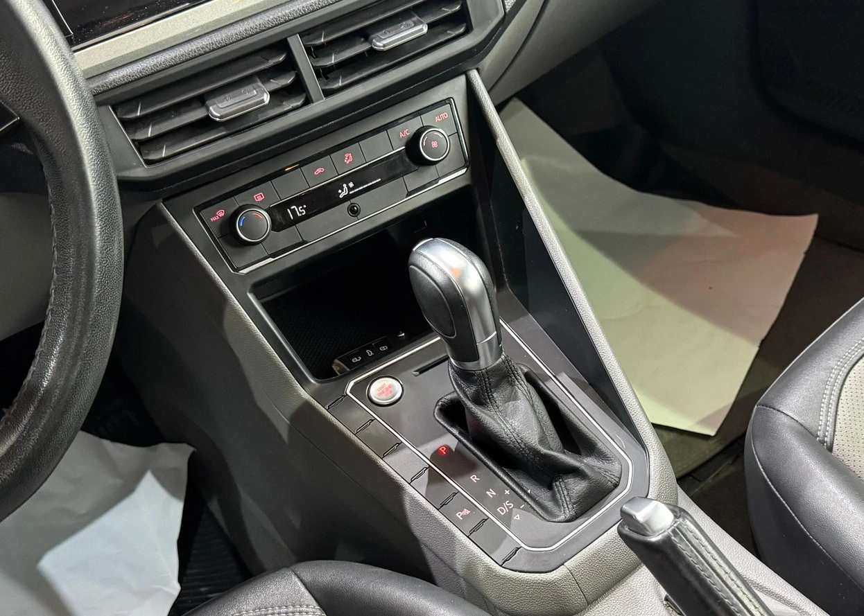 VOLKSWAGEN VIRTUS