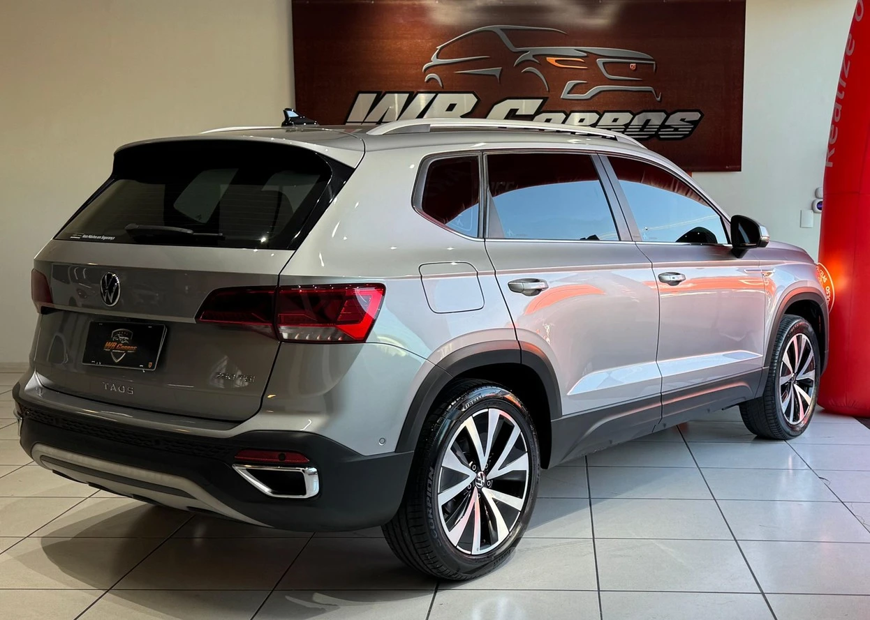 VOLKSWAGEN TAOS