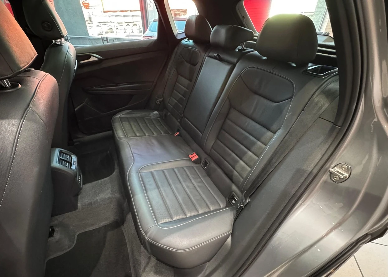 VOLKSWAGEN TAOS