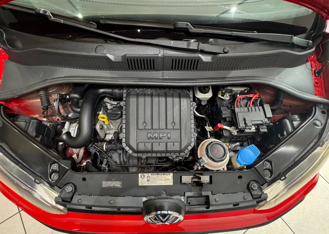 VOLKSWAGEN UP