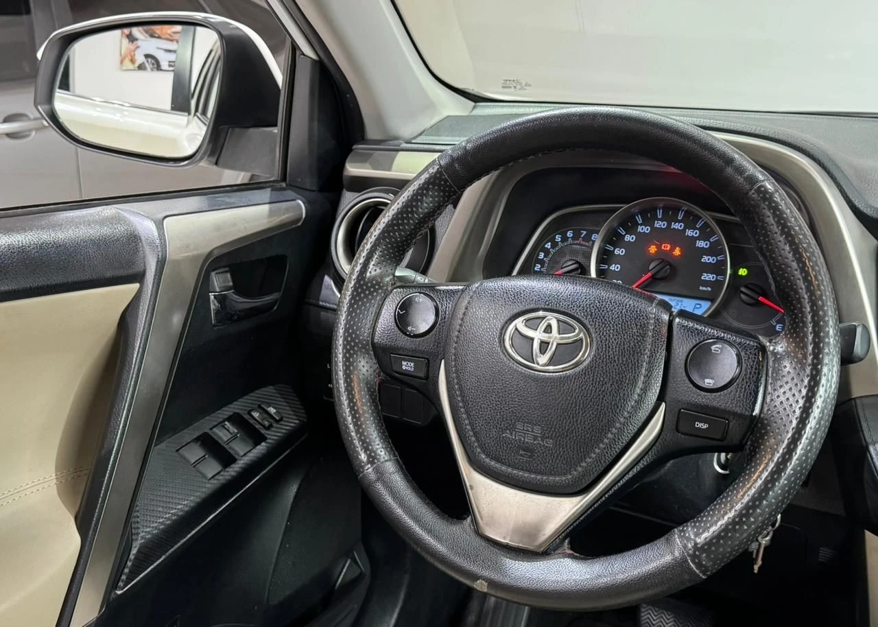 TOYOTA RAV4