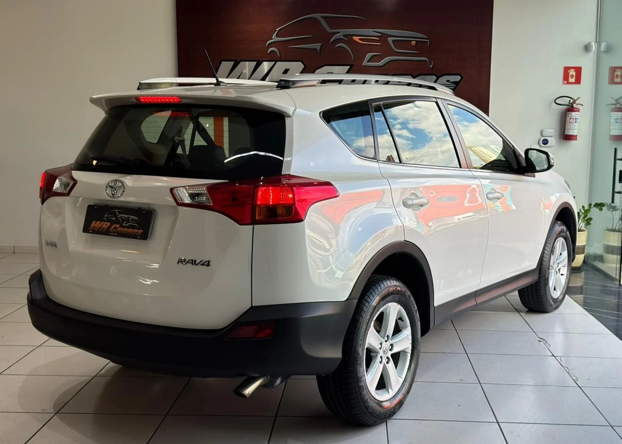 TOYOTA RAV4