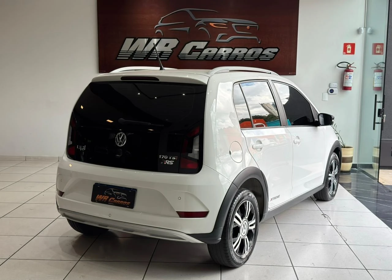 VOLKSWAGEN UP