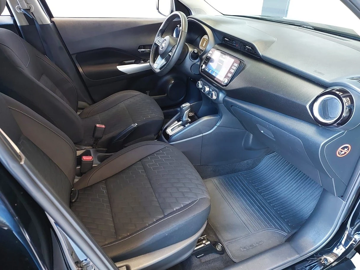 NISSAN KICKS