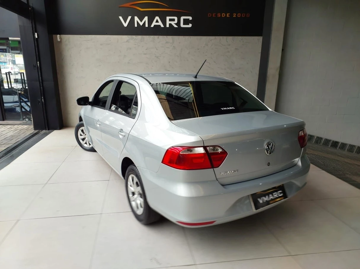 VOLKSWAGEN VOYAGE