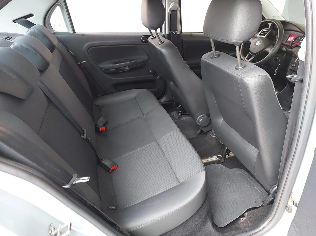 VOLKSWAGEN VOYAGE