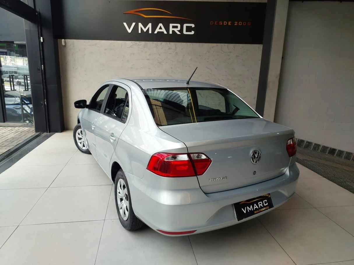 VOLKSWAGEN VOYAGE