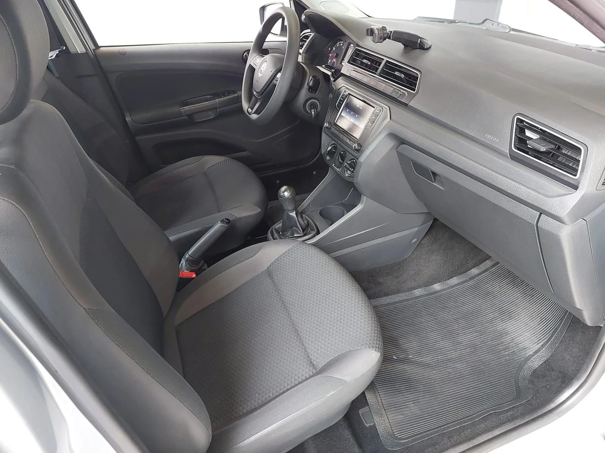 VOLKSWAGEN VOYAGE