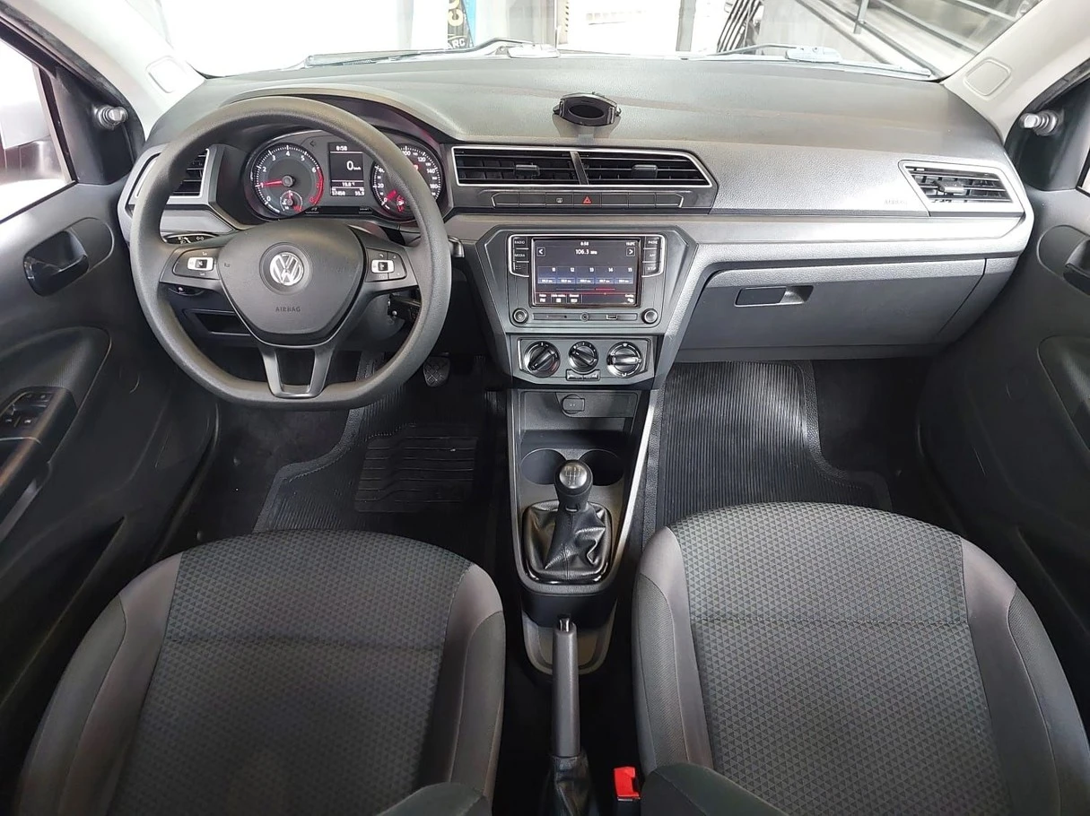 VOLKSWAGEN VOYAGE