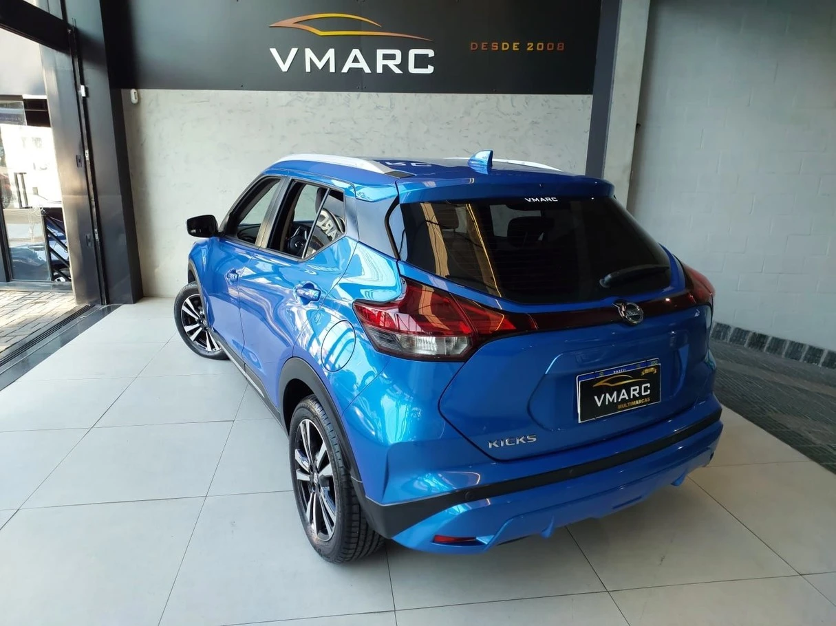 NISSAN KICKS