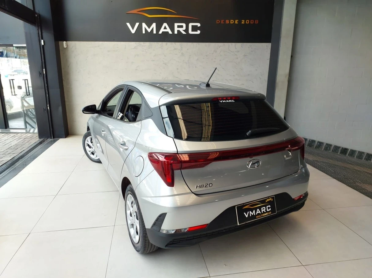 HYUNDAI HB20
