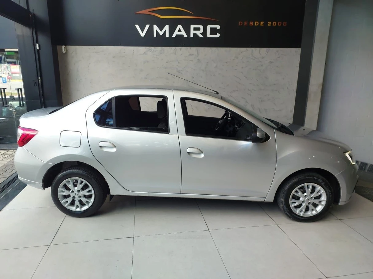 RENAULT LOGAN