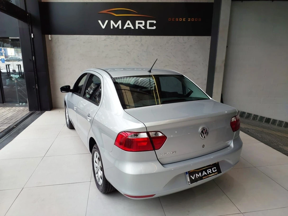 VOLKSWAGEN VOYAGE