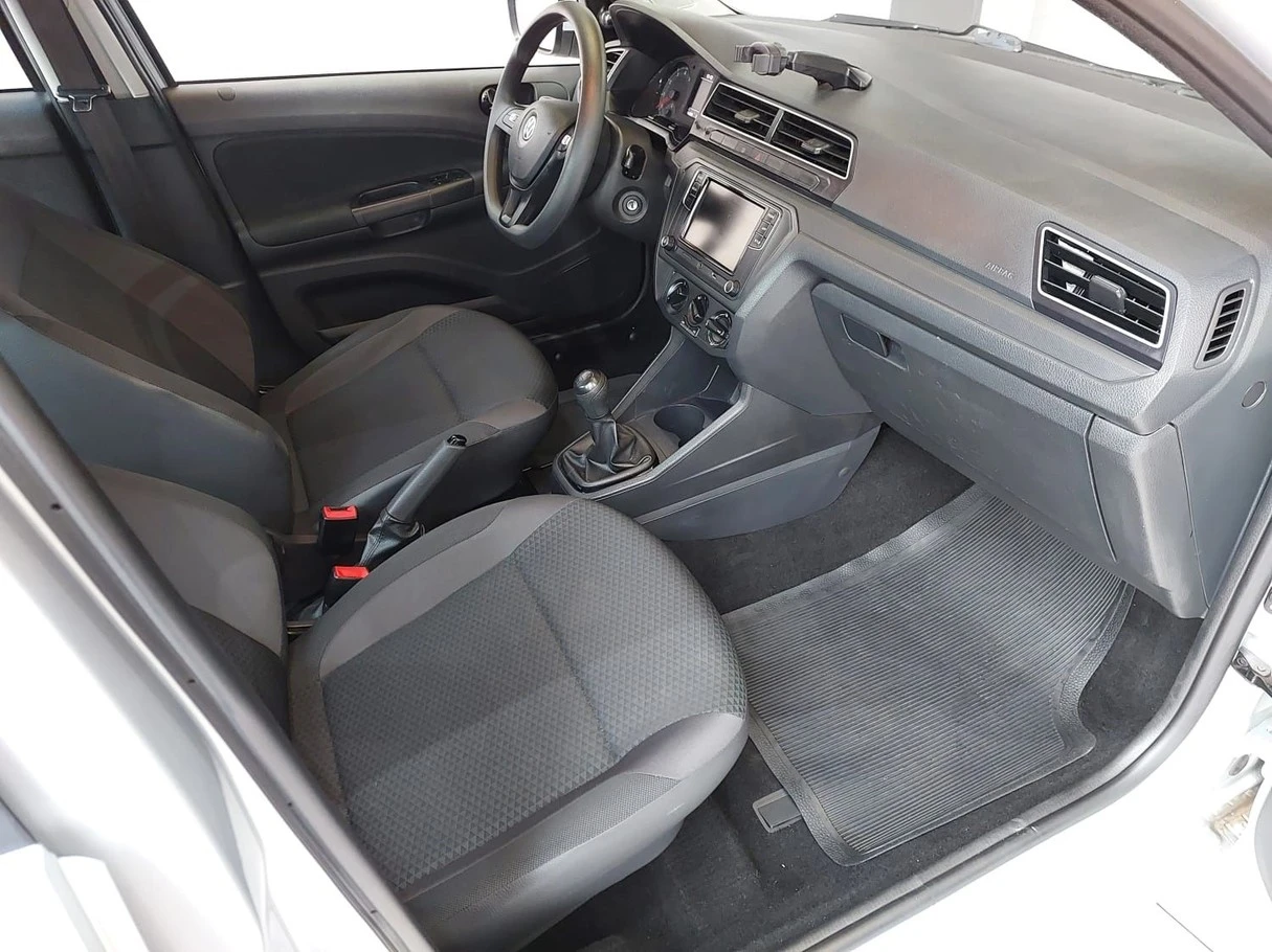 VOLKSWAGEN VOYAGE