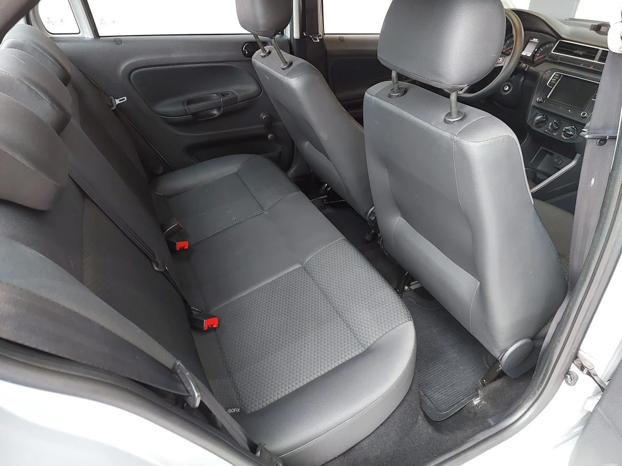 VOLKSWAGEN VOYAGE