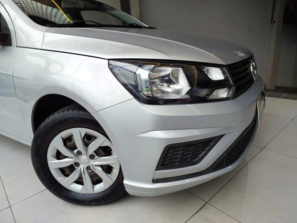 VOLKSWAGEN VOYAGE