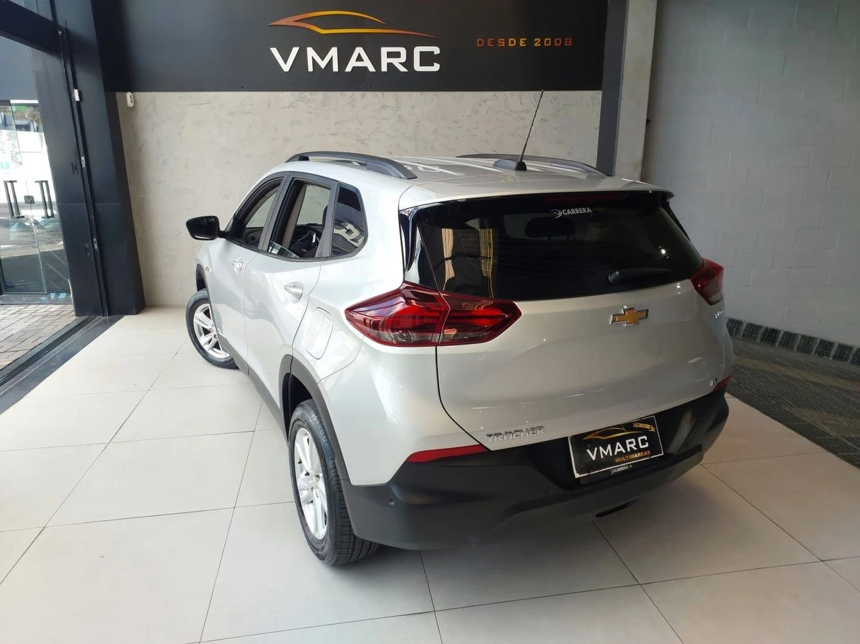 CHEVROLET TRACKER