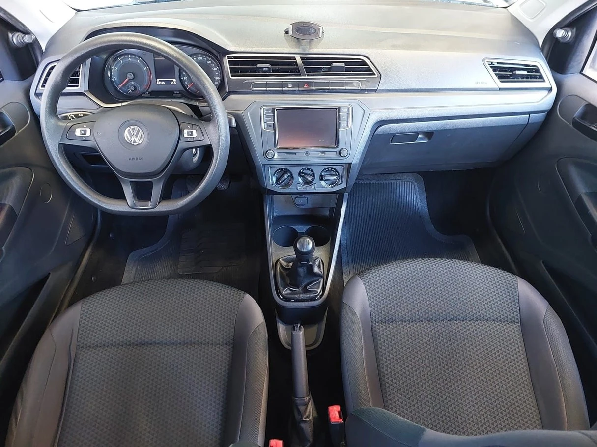 VOLKSWAGEN VOYAGE