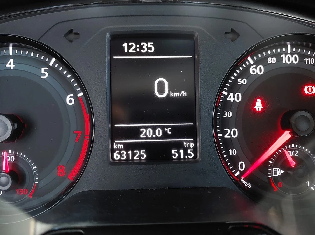 VOLKSWAGEN VOYAGE