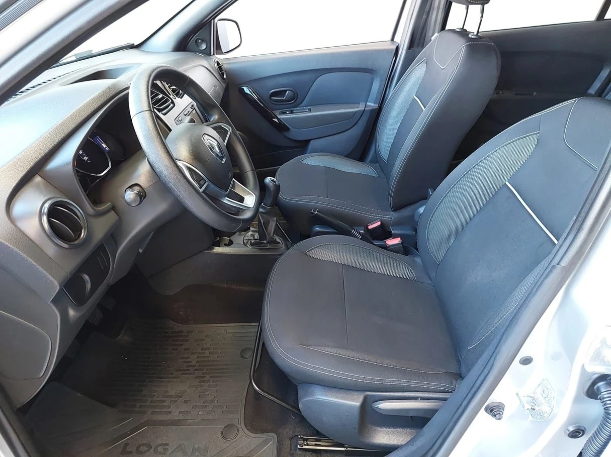 RENAULT LOGAN