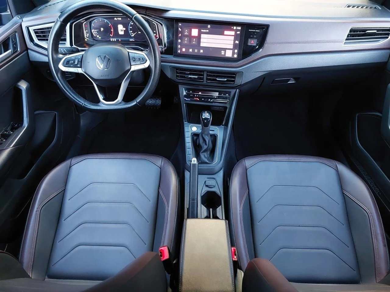 VOLKSWAGEN VIRTUS