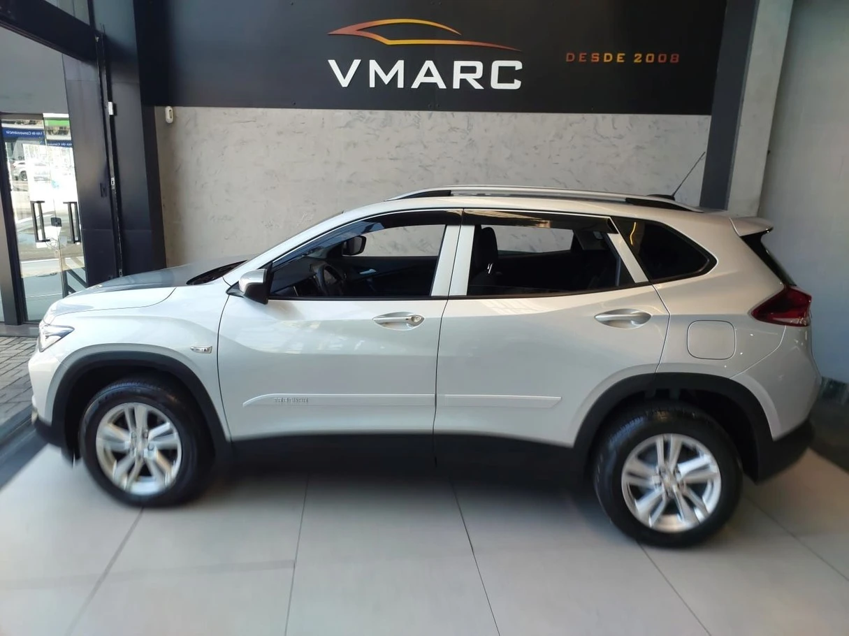 CHEVROLET TRACKER