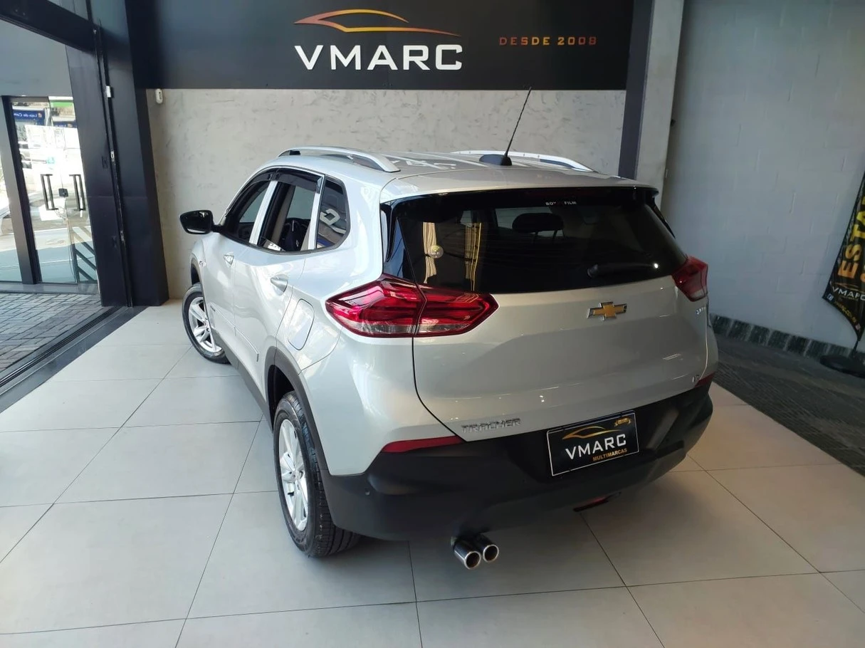 CHEVROLET TRACKER