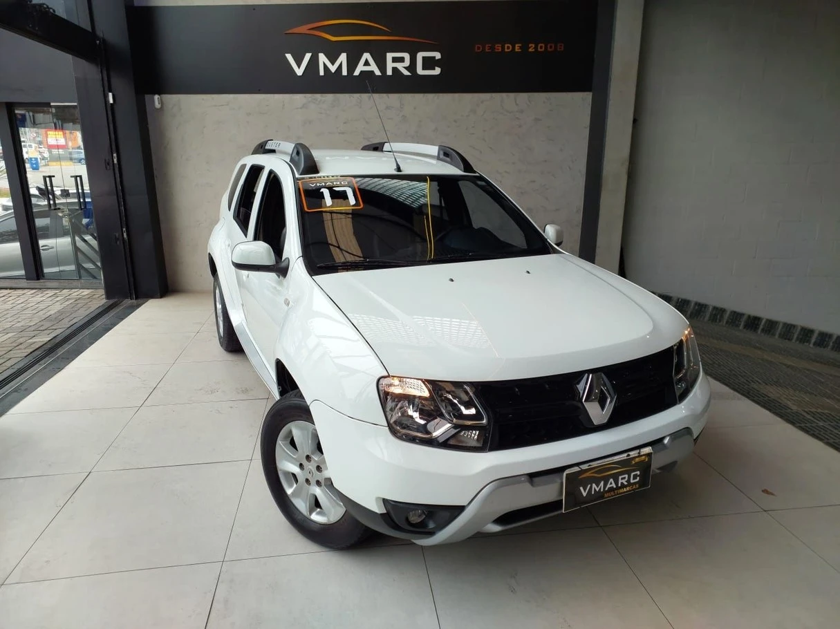 RENAULT DUSTER