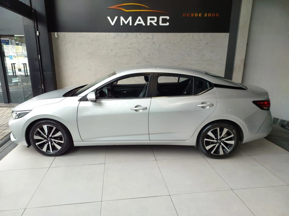 NISSAN SENTRA