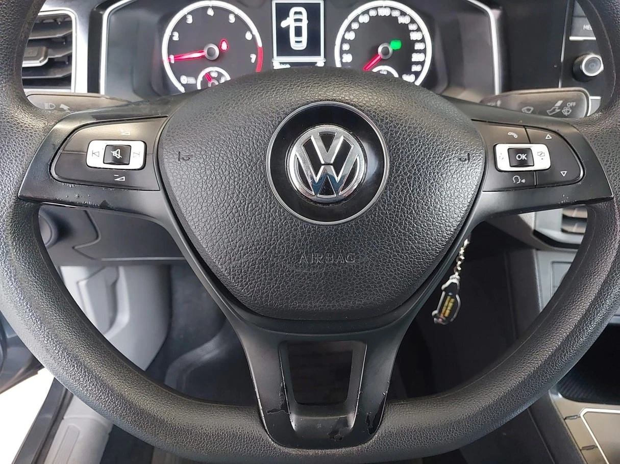 VOLKSWAGEN VIRTUS
