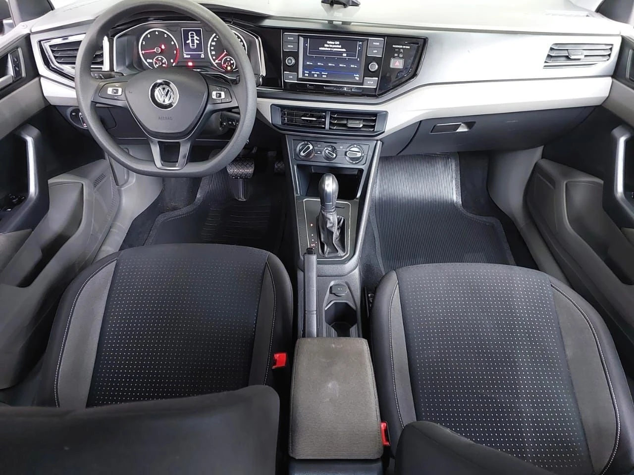 VOLKSWAGEN VIRTUS