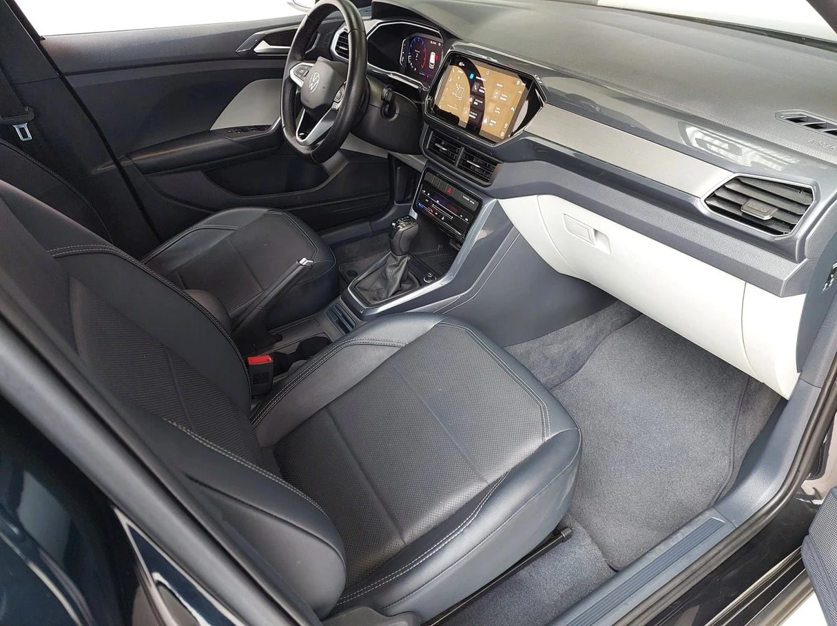 VOLKSWAGEN T-CROSS