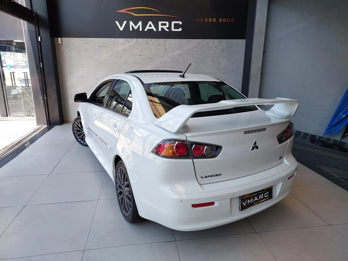 MITSUBISHI LANCER