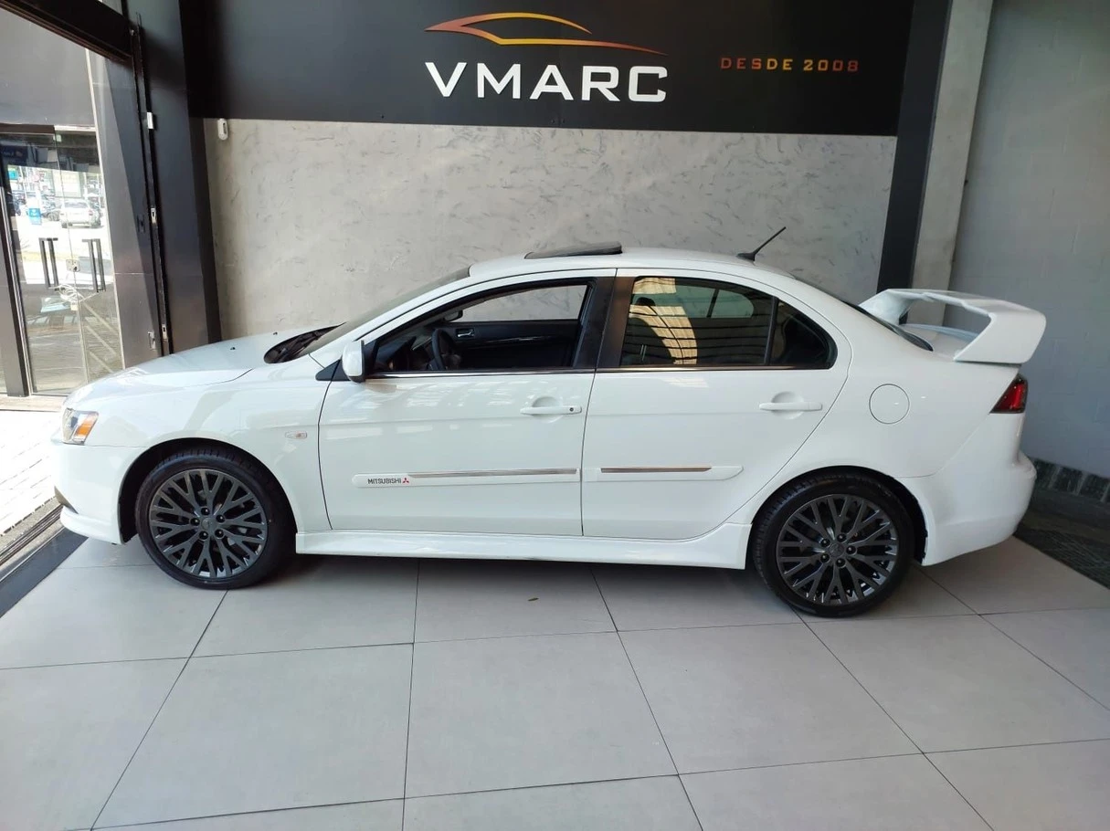 MITSUBISHI LANCER