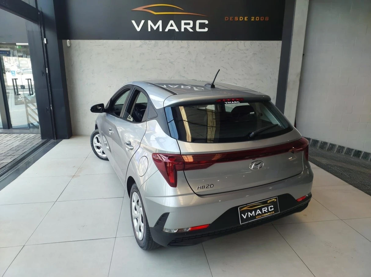 HYUNDAI HB20