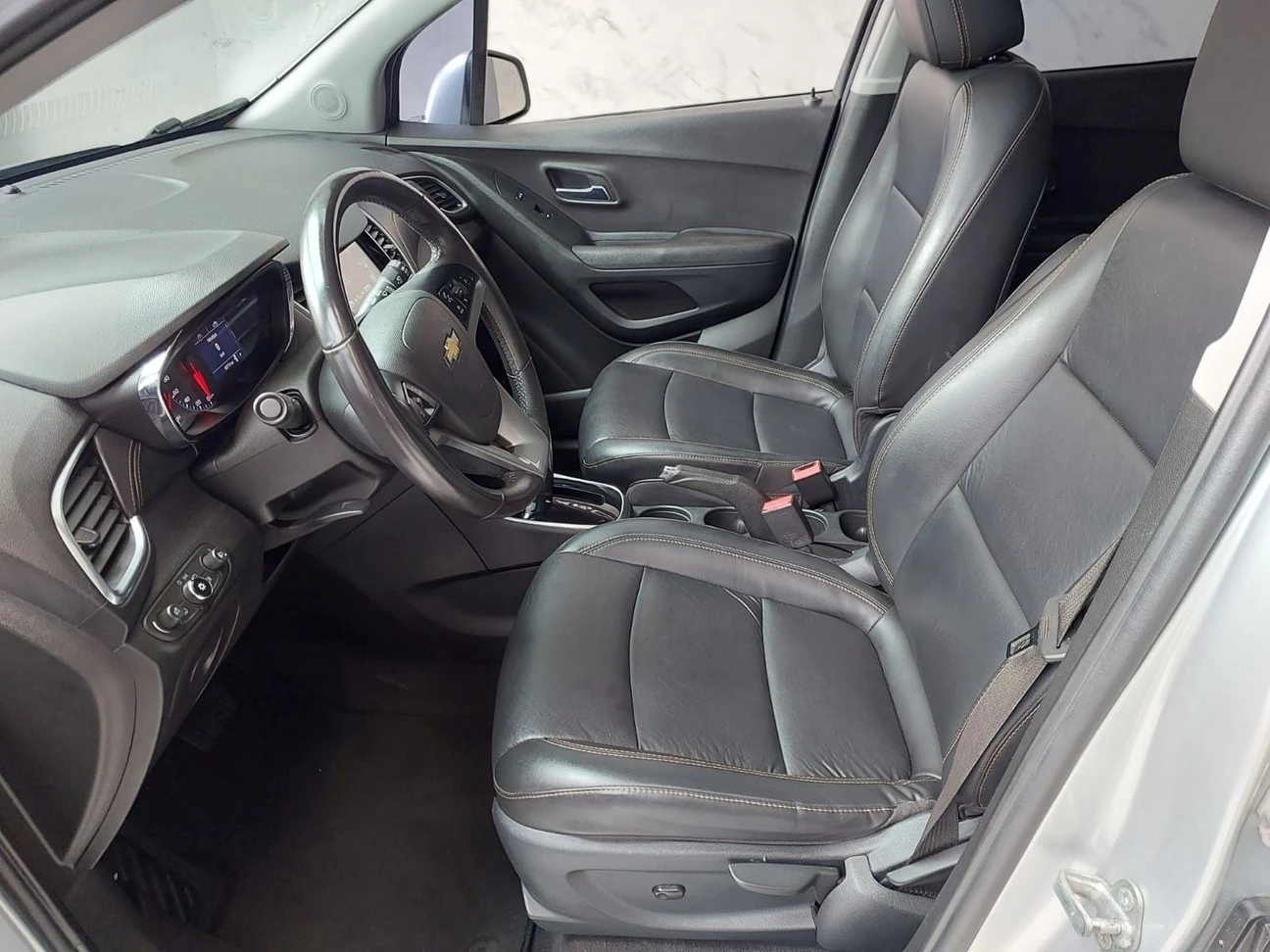 CHEVROLET TRACKER