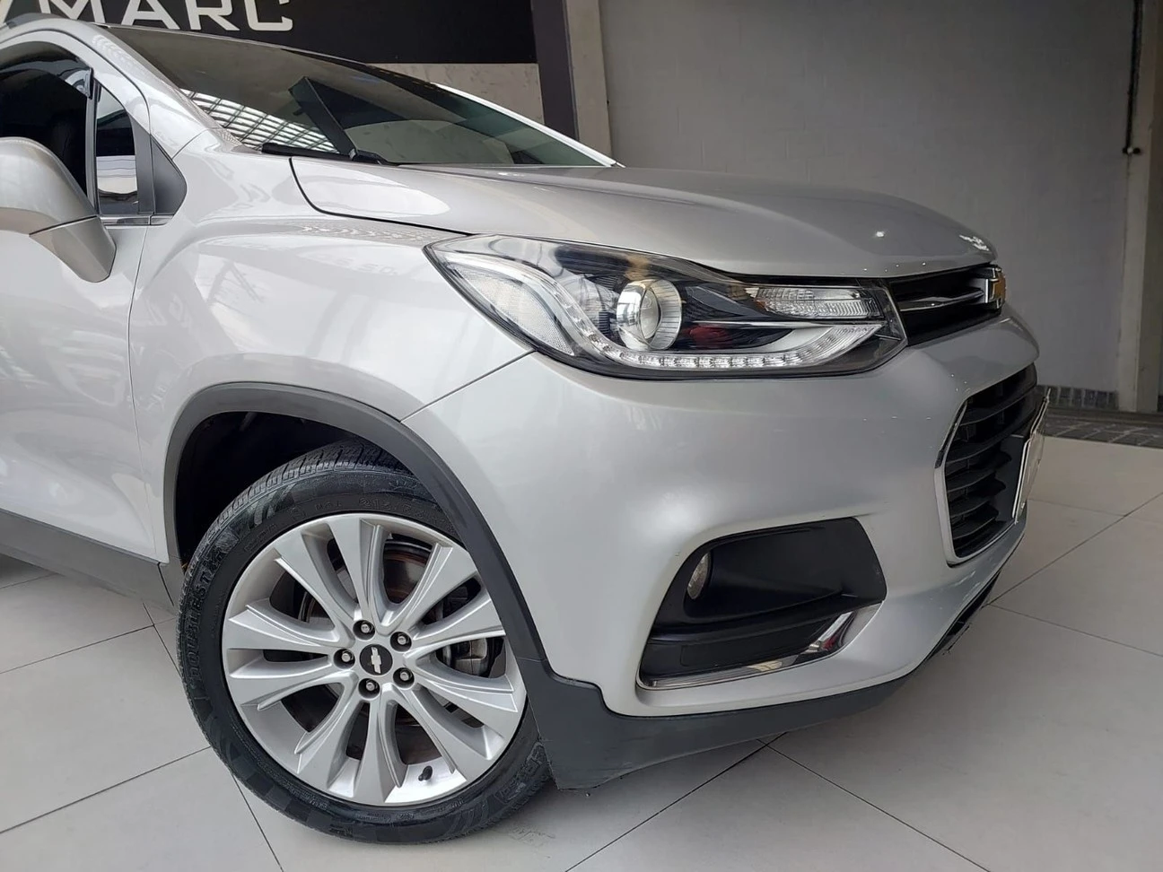 CHEVROLET TRACKER