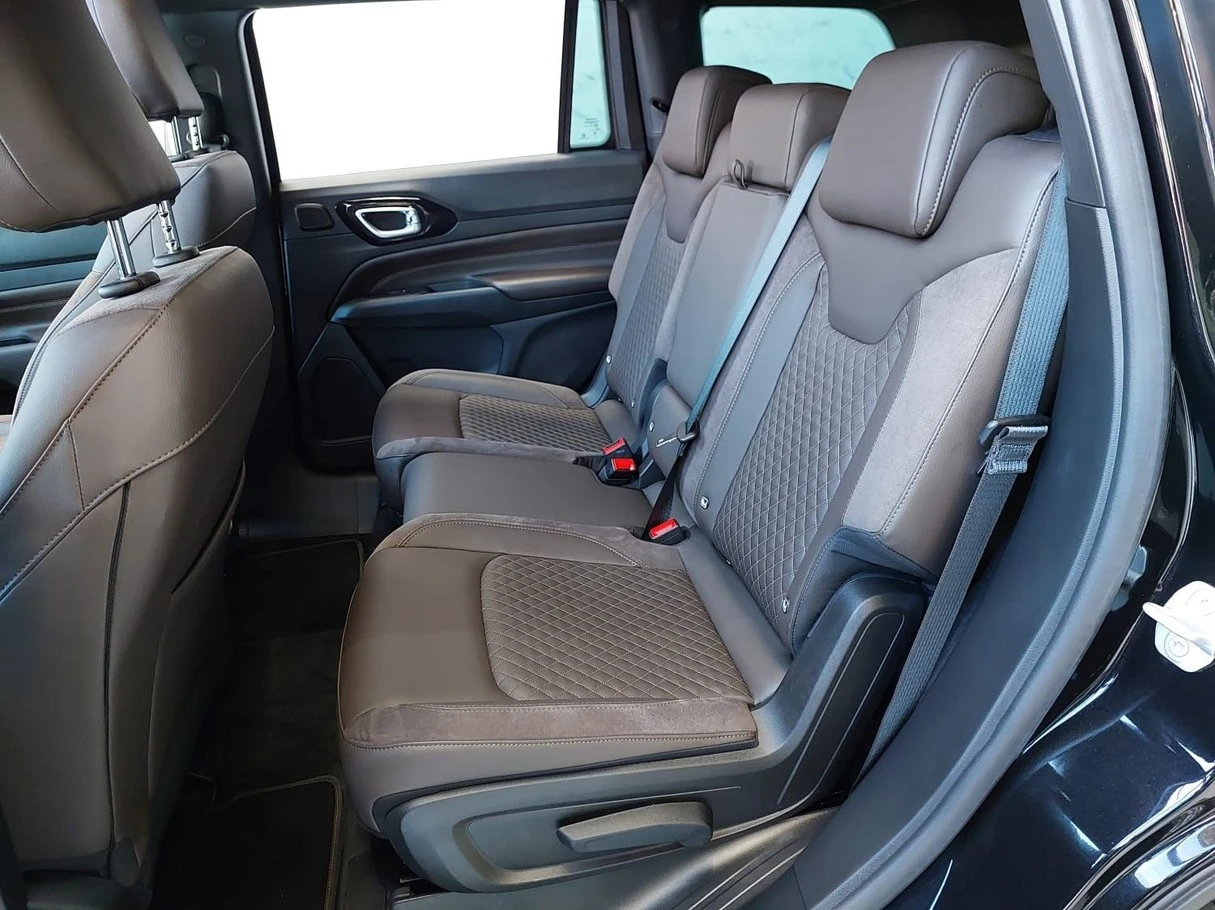 JEEP COMMANDER