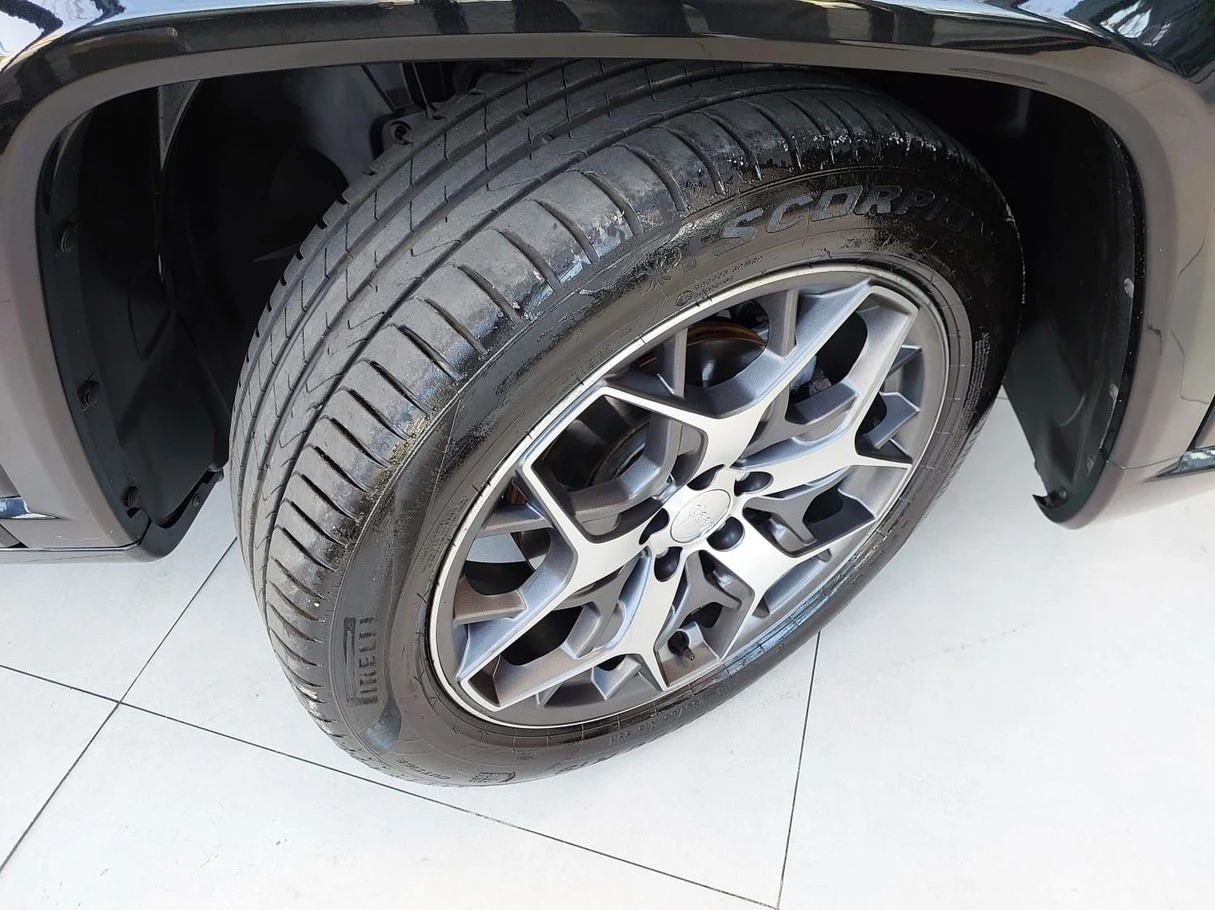 JEEP COMMANDER