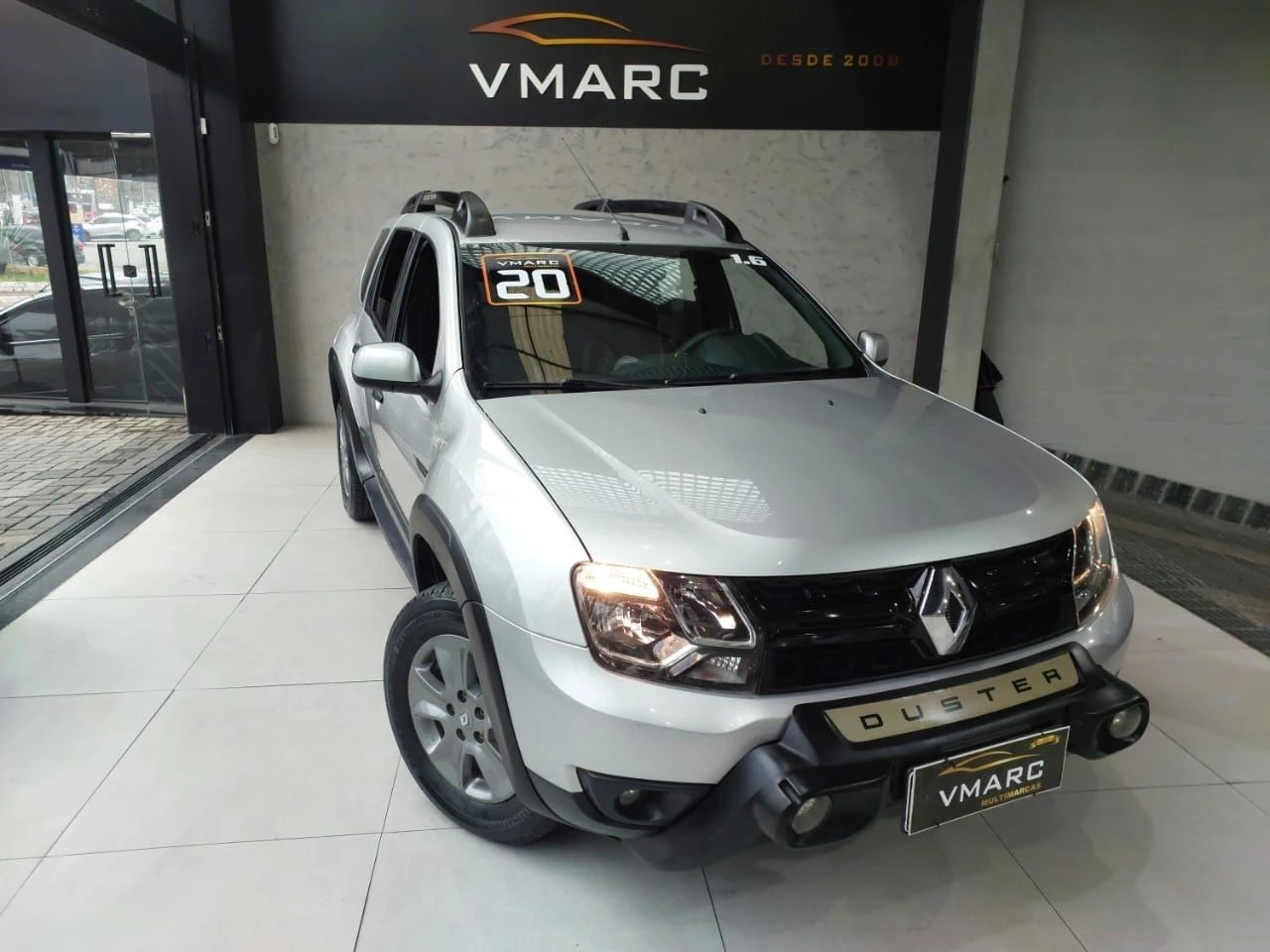 RENAULT DUSTER